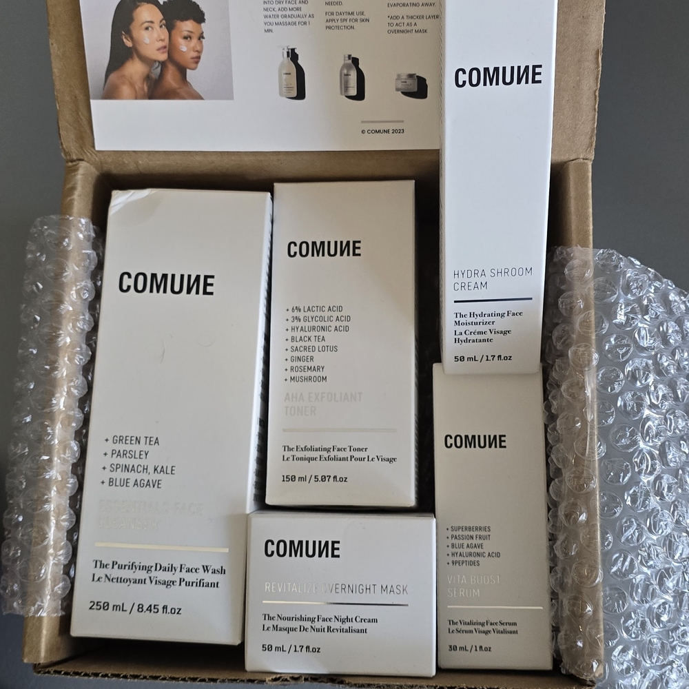 COMUNE Skincare Set